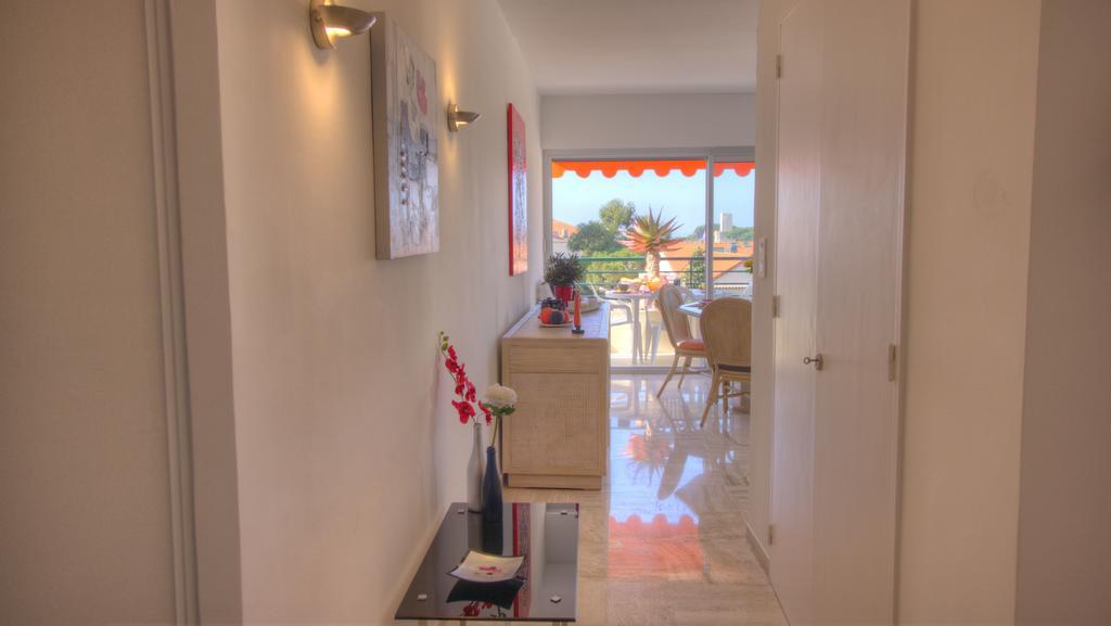 Beau 2 Pieces 3 Etoiles Vue Mer Et Montagnes Garage Prive Cannes Exterior foto